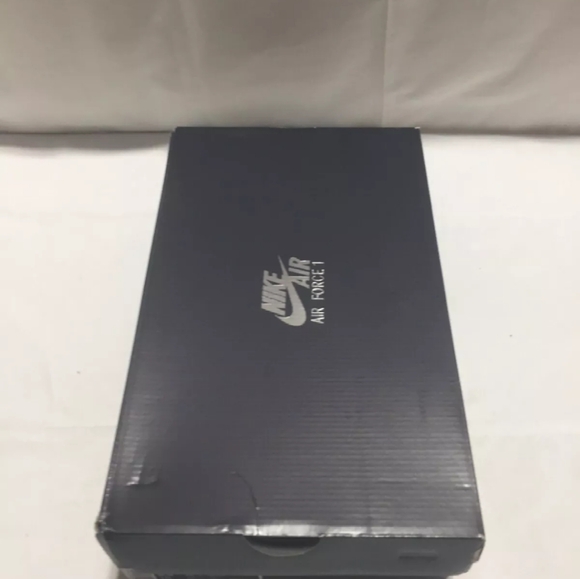 Nike Air Force 1 LOW 07 LV8 Suede BLK / Crimson - Picture 8 of 10